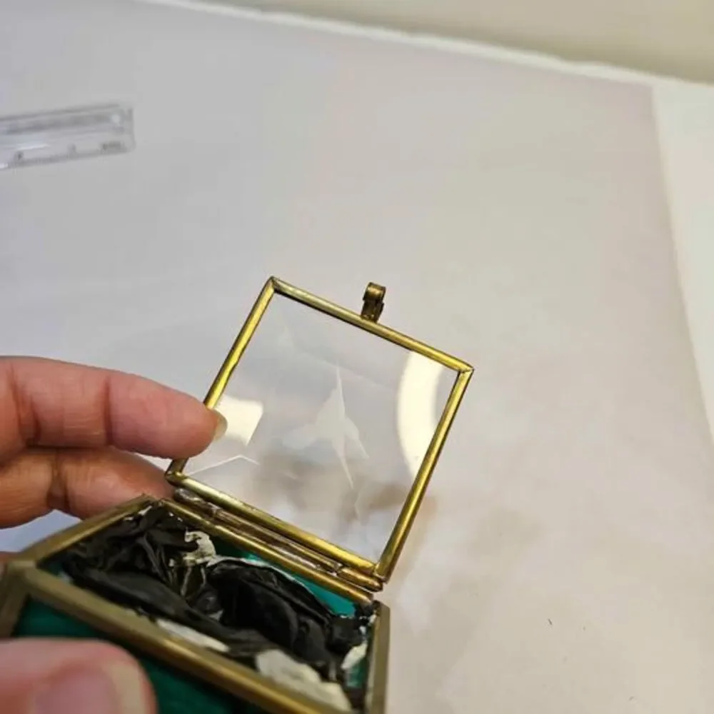 Unbranded charming small